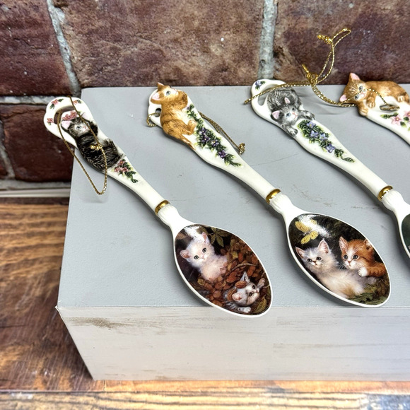 Bradford Editions "Little Wonders" Purrfect Delights Porcelain Spoons Cat Kitten - Picture 2 of 4